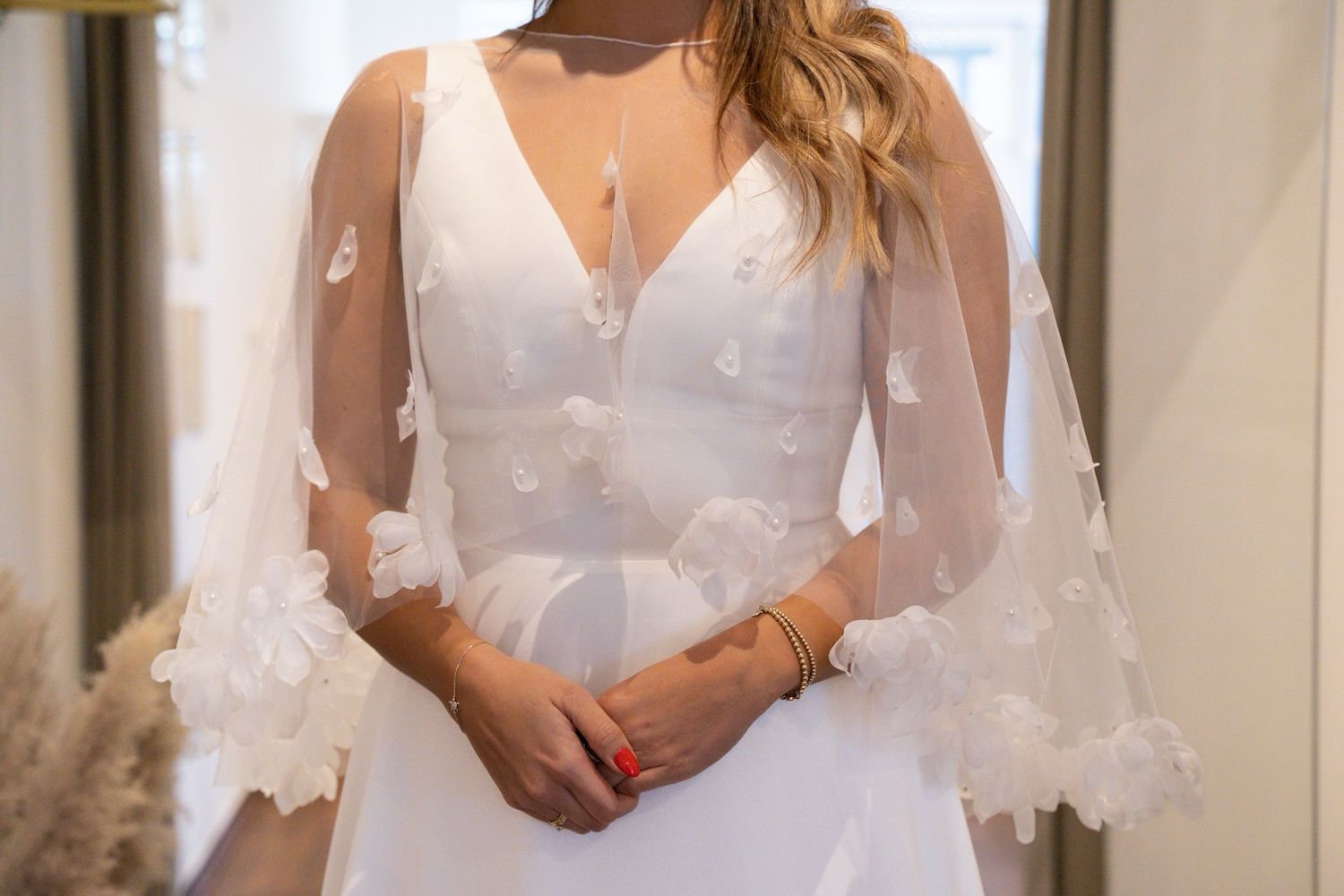 Blumen-Cape Brautaccessoire Schleier und Spitze